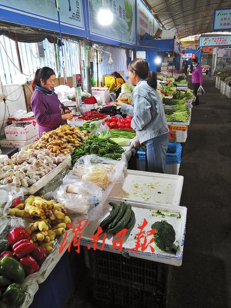 1 8月份渭南市消费品市场运行良好